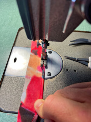 Stitching narrow seam on printed fabric