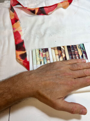 pressing cardboard pleating mould with the hand